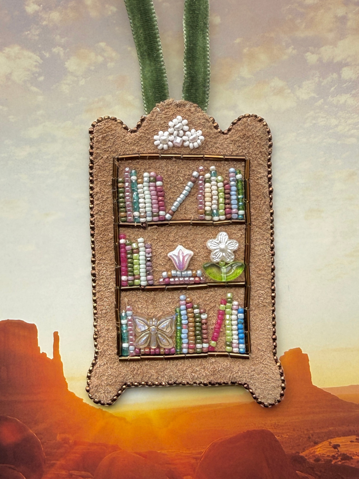 'Storybook' Ornament (Brown)