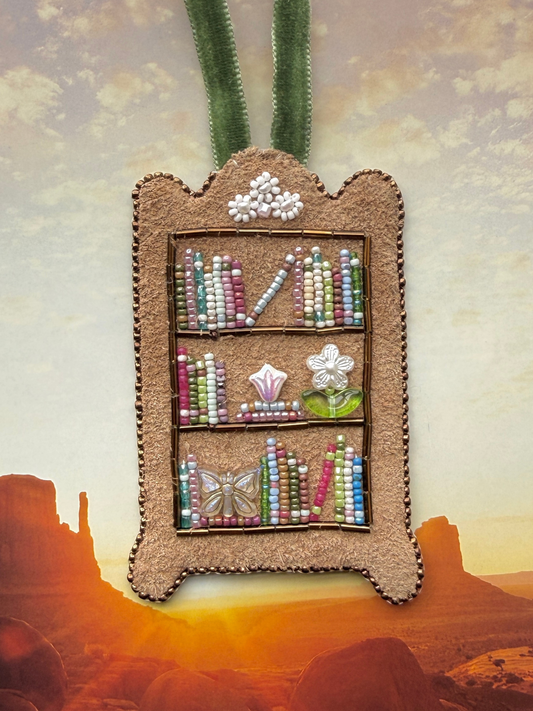 'Storybook' Ornament (Brown)