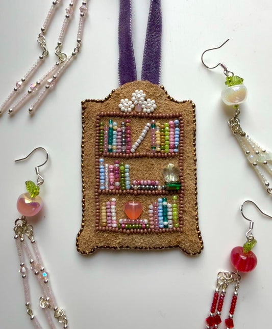 'Storybook' Ornament
